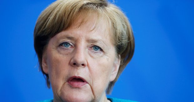 Merkelová má strach z protiruských sankcí. Poškodí evropské firmy?
