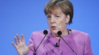 Koaliční spojenec varuje Merkelovou: Okamžitě změňte politiku k uprchlíkům, situace je nebezpečná