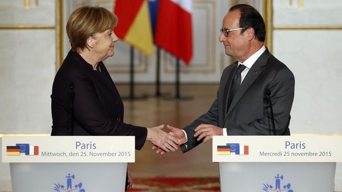 Angela Merkelová, Francoil Hollande