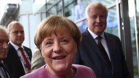 Německá kancléřka Angela Merkelová před schůzkou její CDU se sesterskou CSU