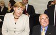 Angela Merkelová a někdejší kancléř Helmut Kohl