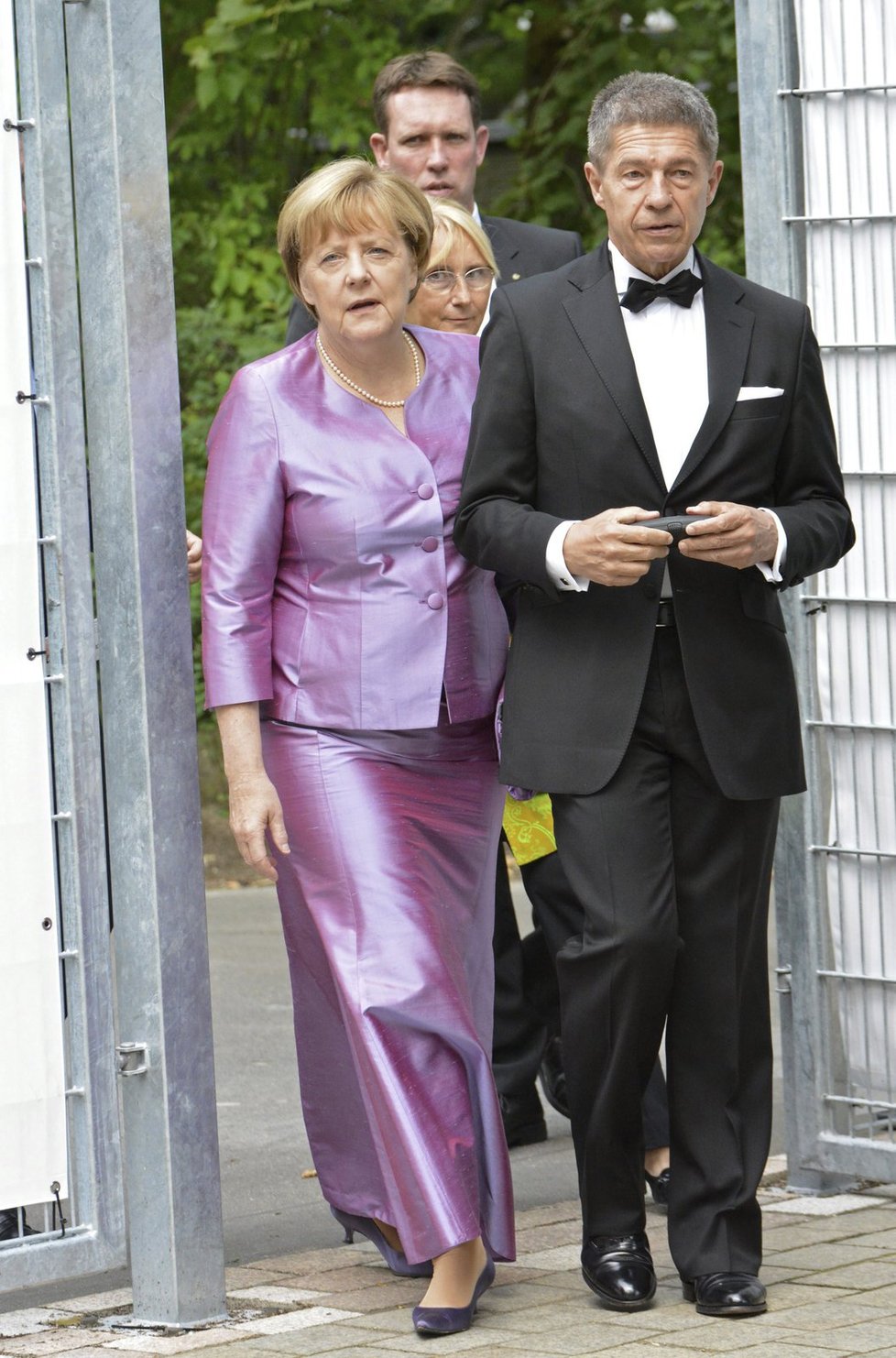 Angela Merkelová s manželem Joachimem Sauerem navštívila Bayreuth Festival a Wagnerovu operu Tristan a Isolda.