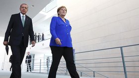 Německá kancléřka Merkelová přivítala v Berlíně tureckého prezidenta Erdogana