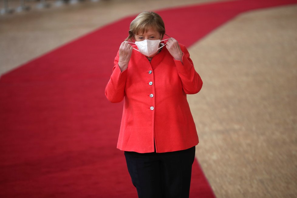 Angela Merkelová na summitu EU v Bruselu (17.7.2020)
