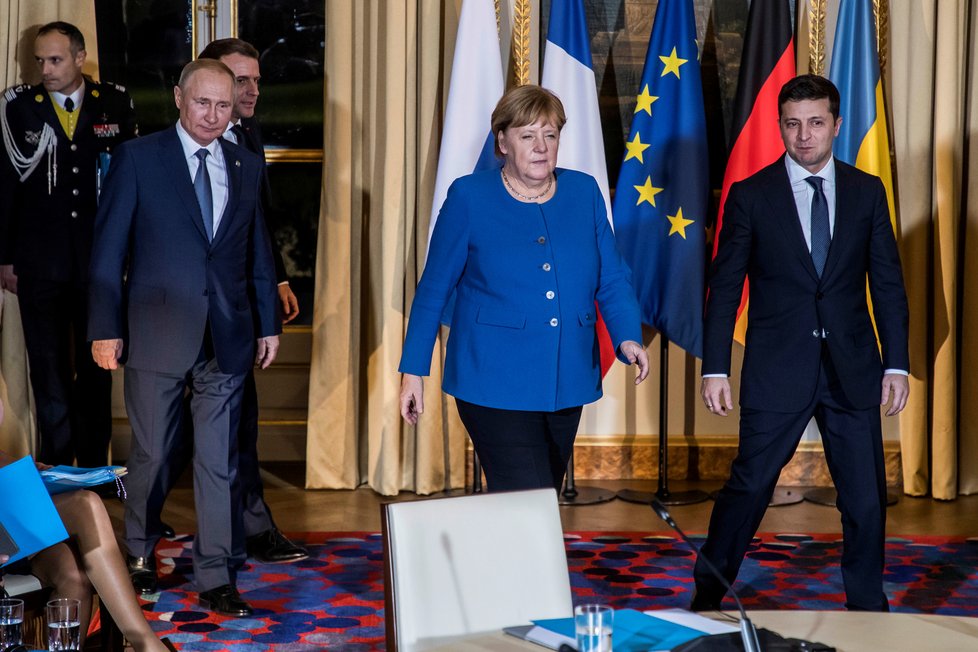 Angela Merkelová na summitu ke krizi na Ukrajině s prezidenty Putinem a Zelenským (10.12.2019)