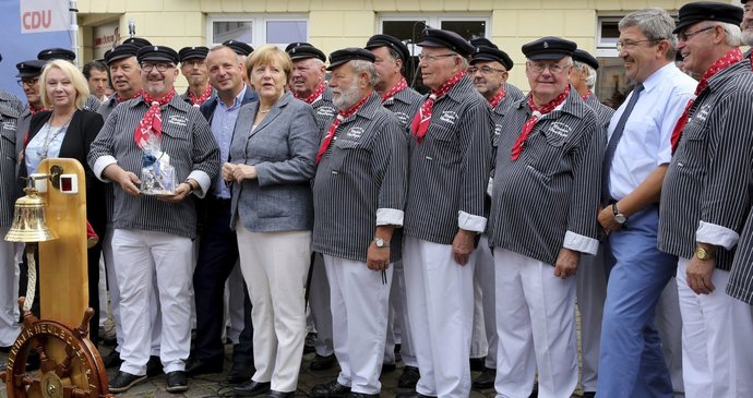 Angela Merkelová během kampaně v Meklenbursku – Předním Pomořansku