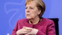 Spolková kancléřka Angela Merkelová oznámila, že při povodních bylo poničeno 600 kilometrů německých železnic.