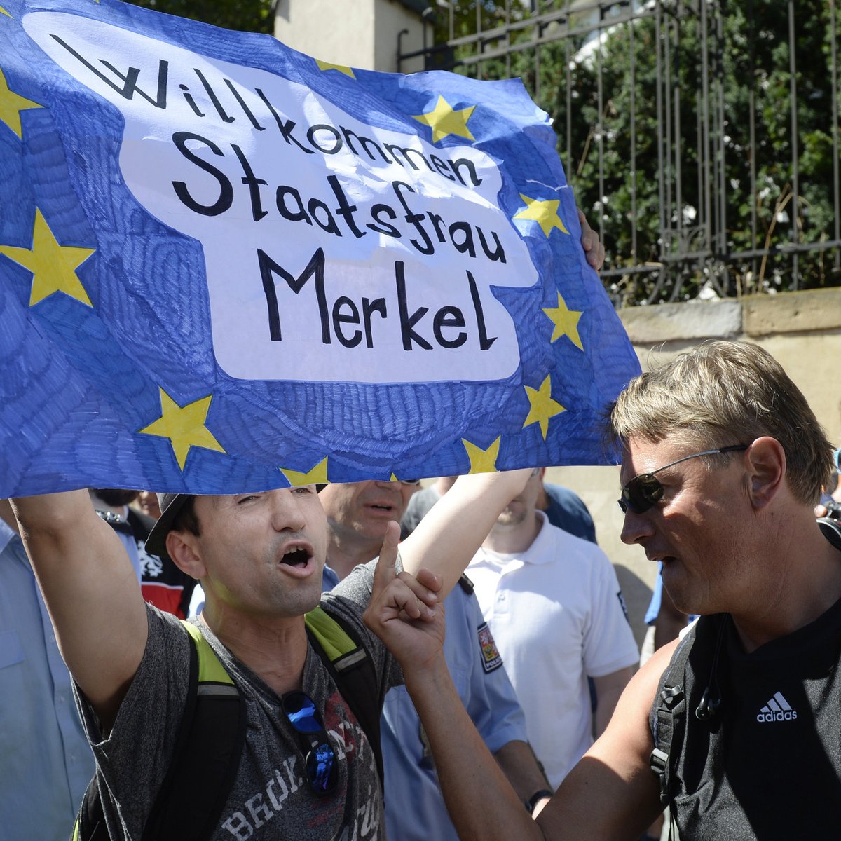 Návštěva Angely Merkelové v Praze vyvolala celou řadu protestů a demonstrací.