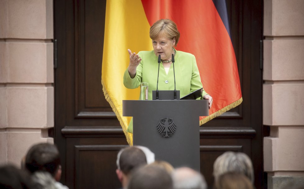 Německá kancléřka Angela Merkelová na akci 20.6 2018, kde se vyslovila, že pro odsun Němců ze střední a východní Evropy po druhé světové válce nebylo morální ani politické ospravedlnění