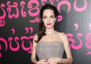 Angelina Jolie na premiéře filmu First They Killed My Father