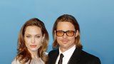 Je šílená, ale pořád ji miluju, říká Brad Pitt o Angelině Jolie