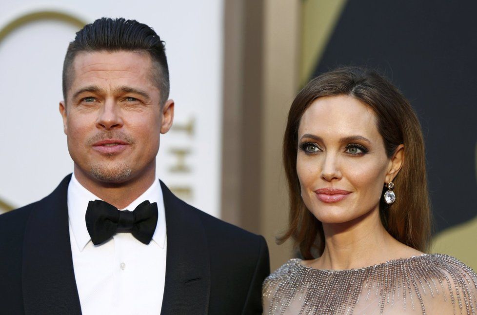 Angelina Jolie prohlásila, že svatba s Bradem Pittem je stále žhavé téma.