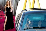 Angelina Jolie navštívila McDonald´s. S rodinou si byli pro hamburgery