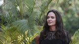 Skandál samozvané světice Angeliny Jolie: Kšefty s vrahem půl milionu lidí!