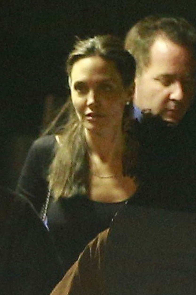 Angelina Jolie zašla po letech s otcem na jídlo.