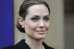 Angelina Jolievystoupila proti sexuálnímu násilí