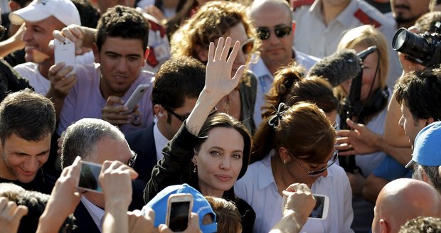 Jolie je od roku 2012 zvláštní vyslankyní Vysokého komisariátu OSN pro uprchlíky