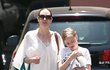 Dcera Angeliny Jolie Shiloh se chce proměnit na chlapce.