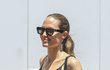 Po mastektomii se Angelina Jolie podprsenkami netrápí...