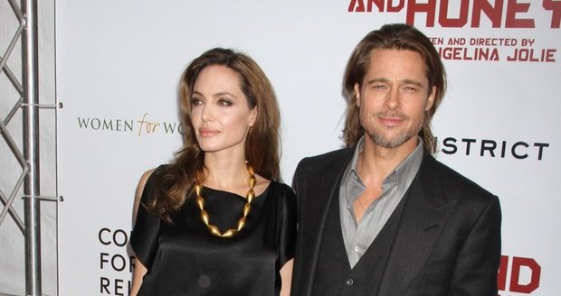 Hvězdný hollywoodský pár - Angelina Jolie s partnerem Bradem Pittem