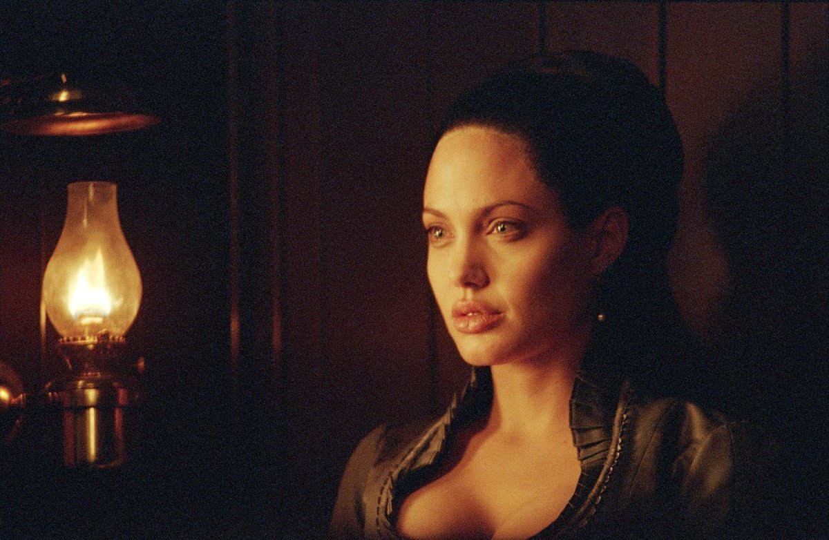 Angelina Jolie