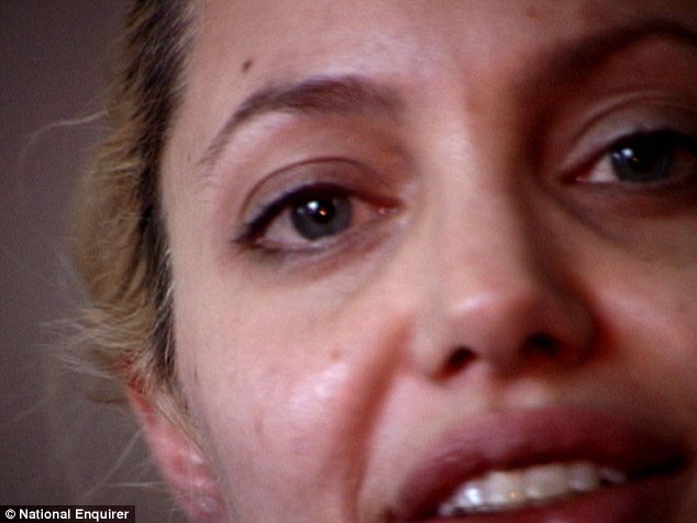 Angelina v minulosti několikrát v rozhovoru naznačila, že má za sebou temné období.