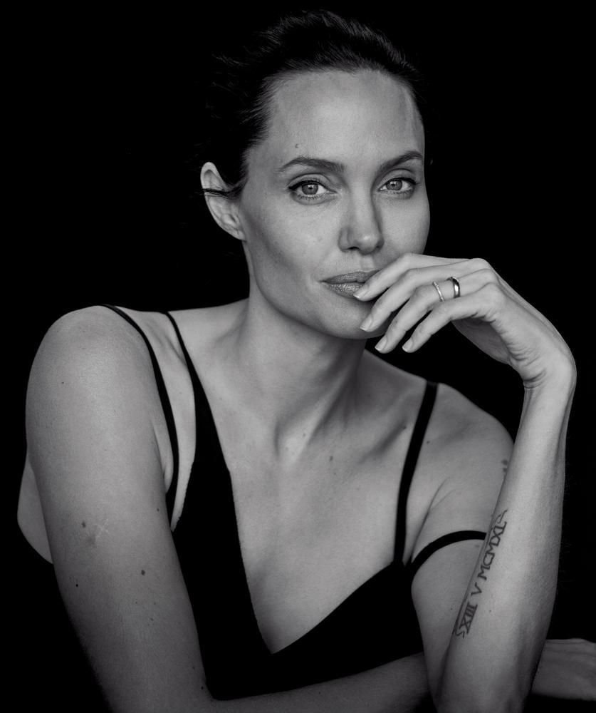 Skutečná Angelina Jolie