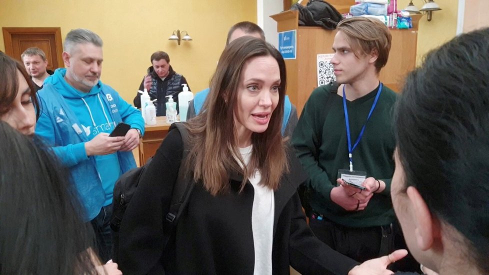 Angelina Jolie vyrazila na Ukrajinu.