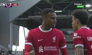 SESTŘIH: Fulham - Liverpool 1:3. Reds se dotáhli na čelo, rozhodl Gravenberch