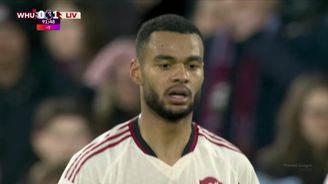 SESTŘIH: West Ham - Liverpool 0:2. Hosté vyhráli i bez Salaha, Souček nastoupil až v závěru SESTŘIH: West Ham - Liverpool 0:2. Hosté vyhráli i bez Salaha, Souček nastoupil až v závěru