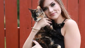 Annabele Wright (†15): Šťastná dívka náhle spáchala sebevraždu.