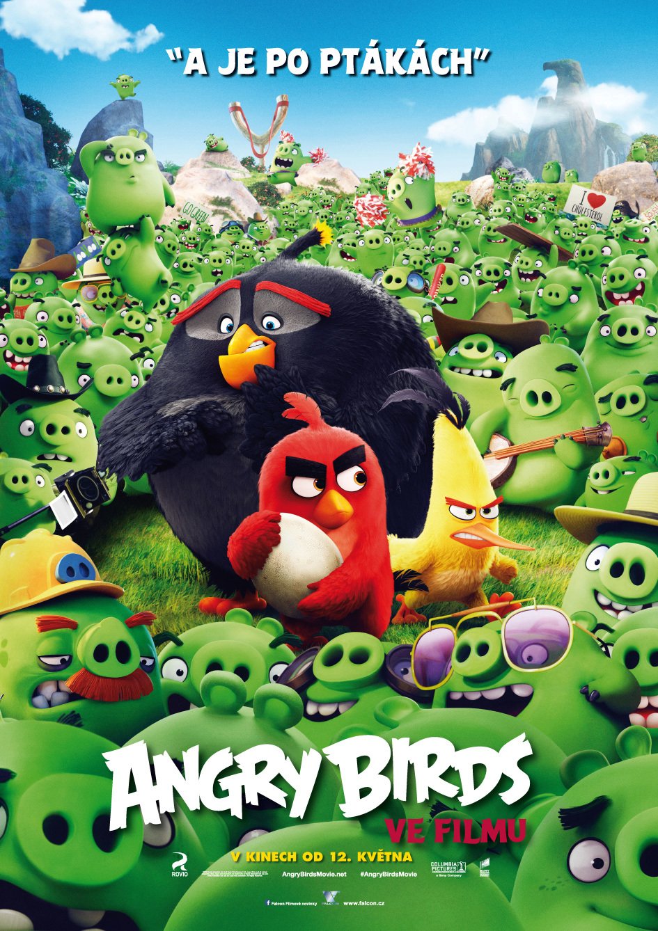 Oficiální plakát Angry Birds ve filmu. Výjimečně se nikdo nesnažil originální anglický pojem spojený s hrou přeložit.