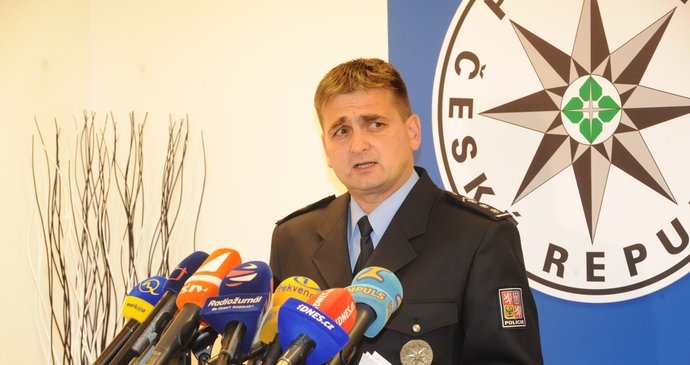 Šéf pražské policie Červíček poprosil veřejnost o spolupráci při hledání ztracené Aničky.