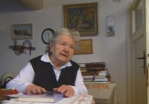 Jedna z nejvýznamnějších lidových básnířek Těšínského Slezska Aniela Kupiec zemřela v noci na středu v požehnaném věku 99 let.