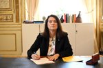 Šéfka švédské diplomacie Ann Lindeová podepsala žádost své země o členství v NATO