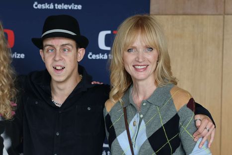 Obrázek: Show Na jednoho, v níž celebrity zpovídají autisté: Čím dostali Aňu a Leoše?