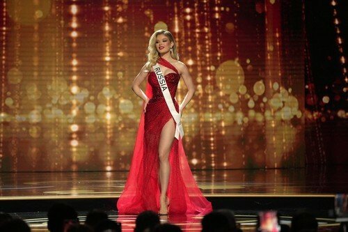 Ruská modelka Anna Linniková (22) Miss Universe 2023.