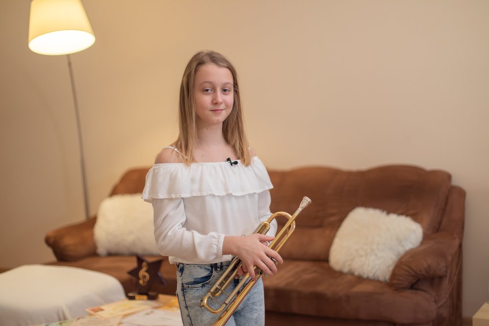 Anna Palmeová (13 let, Pardubice) se věnuje se hře na trubku. Už v osmi letech se jí troubit na trumpetu vážně líbilo