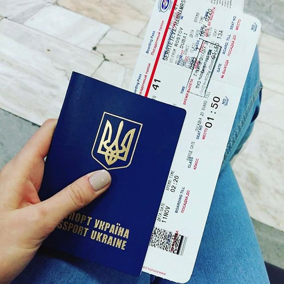 Anna se svým ukrajinským pasem