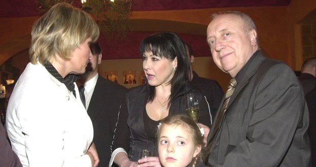 Dagmar Patrasová, Felix Slováček a malá Anička v roce 2003