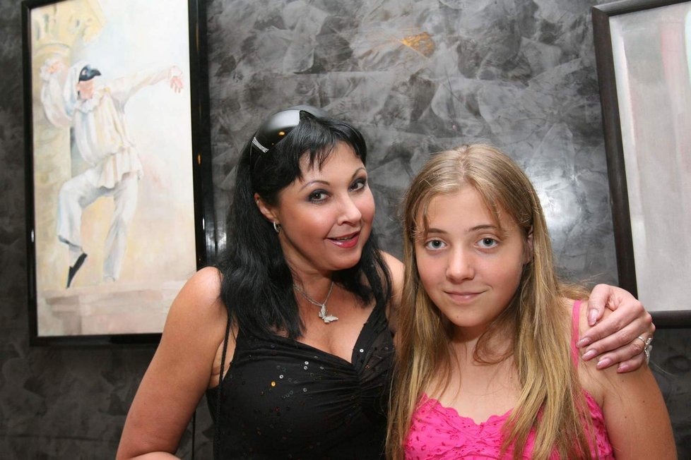 Dagmar Patrasová s dcerou v roce 2007