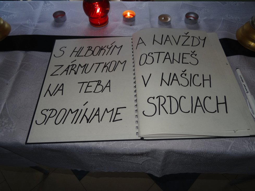 Pietní místo pro spolužáky Anny.