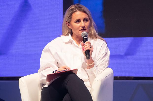 Anna Ziobroń, ředitelka sportovního marketingu a sponzoringu skupiny ORLEN Unipetrol Anna Ziobroń, ředitelka sportovního marketingu a sponzoringu skupiny ORLEN Unipetrol