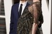 Těhotná Anne Hathaway s manželem Adamem Shulmanem.