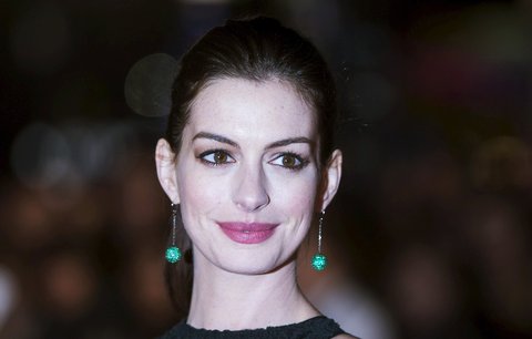 Oscarová kráska porodila: Anne Hathaway má synka