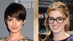 S výraznými brýlemi vypadá něžná Anne Hathaway úplně jinak.