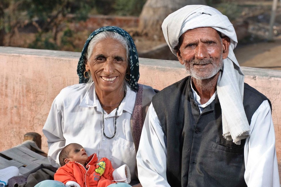 Indka Rajo Devi Lohan je nejstarší matkou na světě.