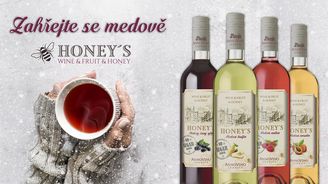 Zahřejte se MEDOVĚ – s horkými míchanými drinky s HONEY’S