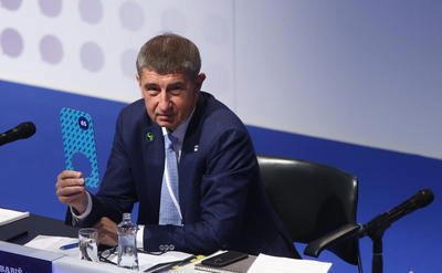 Andrej Babiš na sněmu ANO, 2015