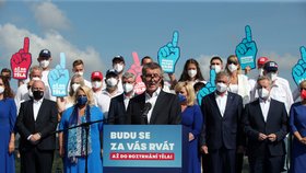 Hnutí ANO zahájilo ostrou v Ústí nad Labem ostrou fázi kampaně. Babiš se chce rvát do roztrhání těla. (2. 9. 2021)